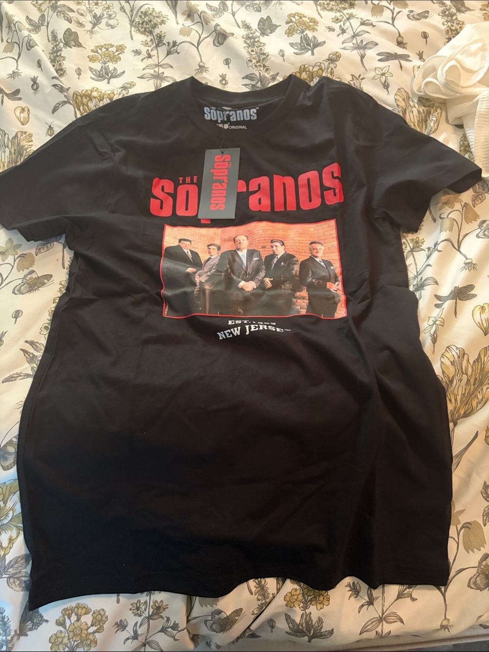Soprano Black Short-Sleeve Graphic Tee with Red Print - Picture 1 of 2
